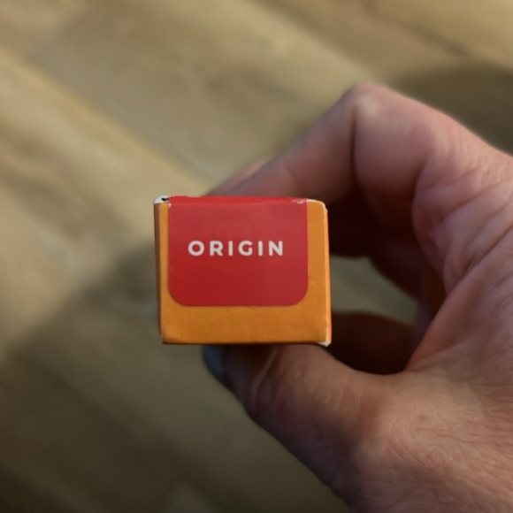 Live Tinted - Huestick Concealer, in color ORIGIN - Picture 4 of 4